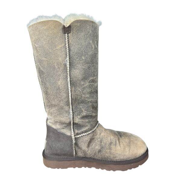 UGG Women’s Bailey Button III Brown Bomber Tall Winter Boot Size US 10 - Picture 4 of 10